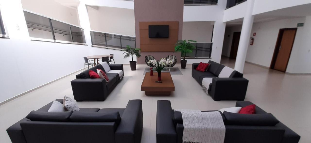 Guines Palace Hotel Patrocinio Bagian luar foto
