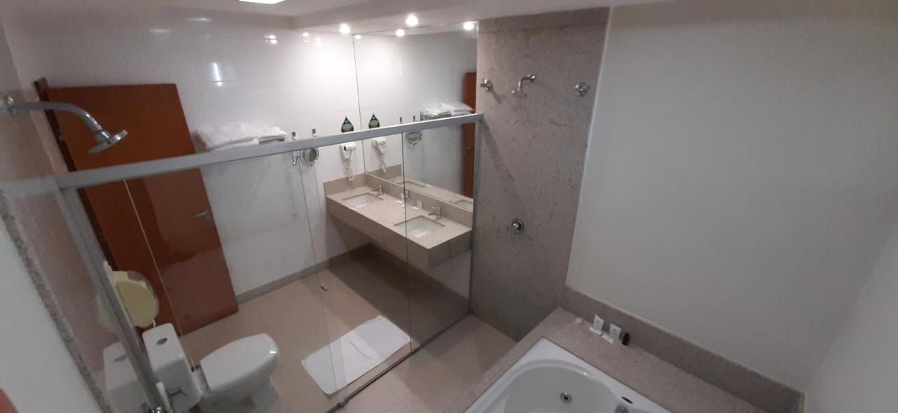 Guines Palace Hotel Patrocinio Bagian luar foto